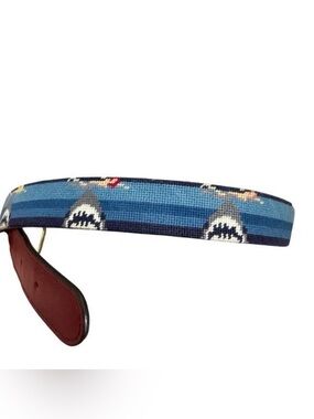 Tucker Blair Brown Leather Shark Swimmer Needlepoint Brass Buckle Belt Sz 34"